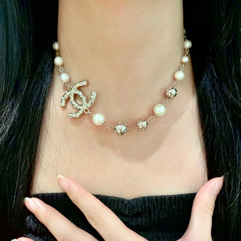 Attractive Chanel Necklaces 219078