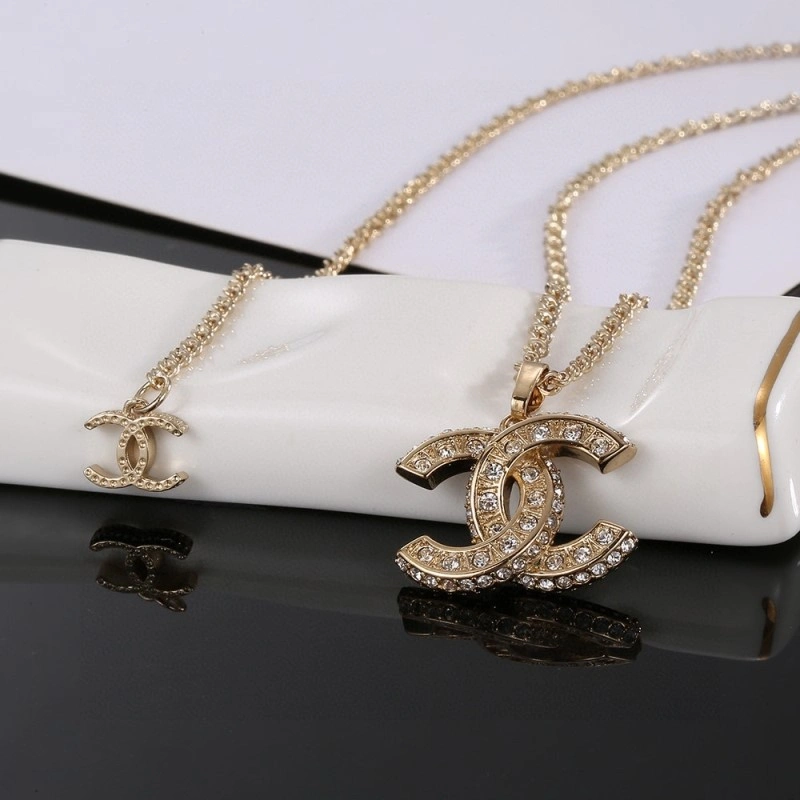 Chanel Necklaces Sleek 219082