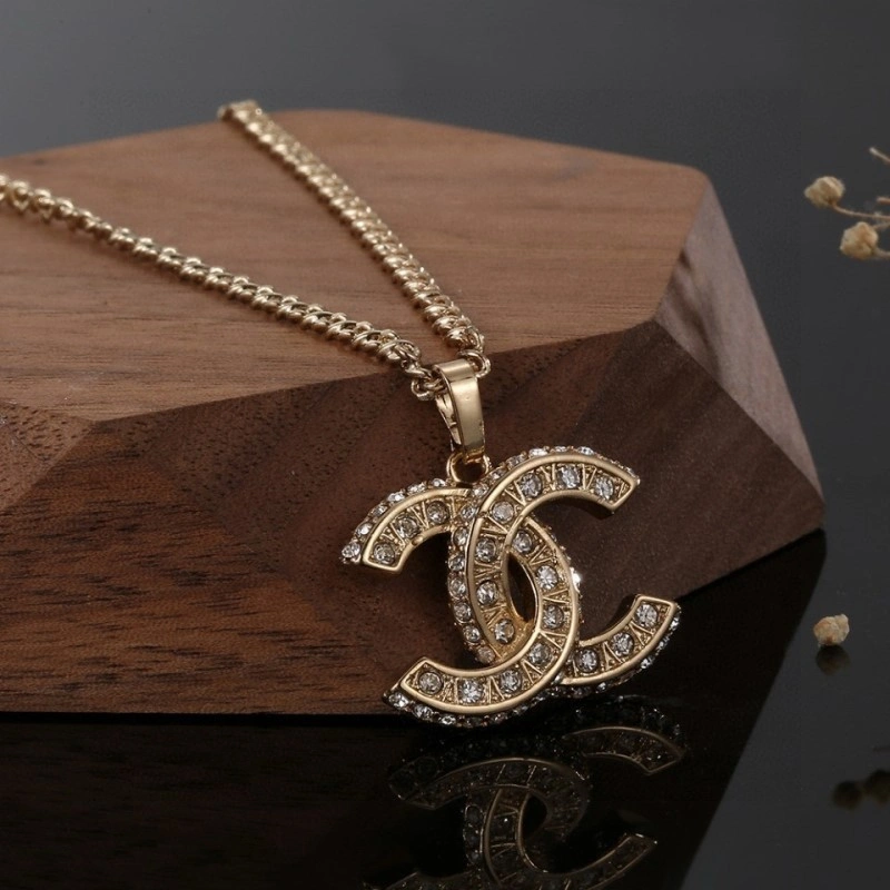 Chanel Necklaces Sleek 219082