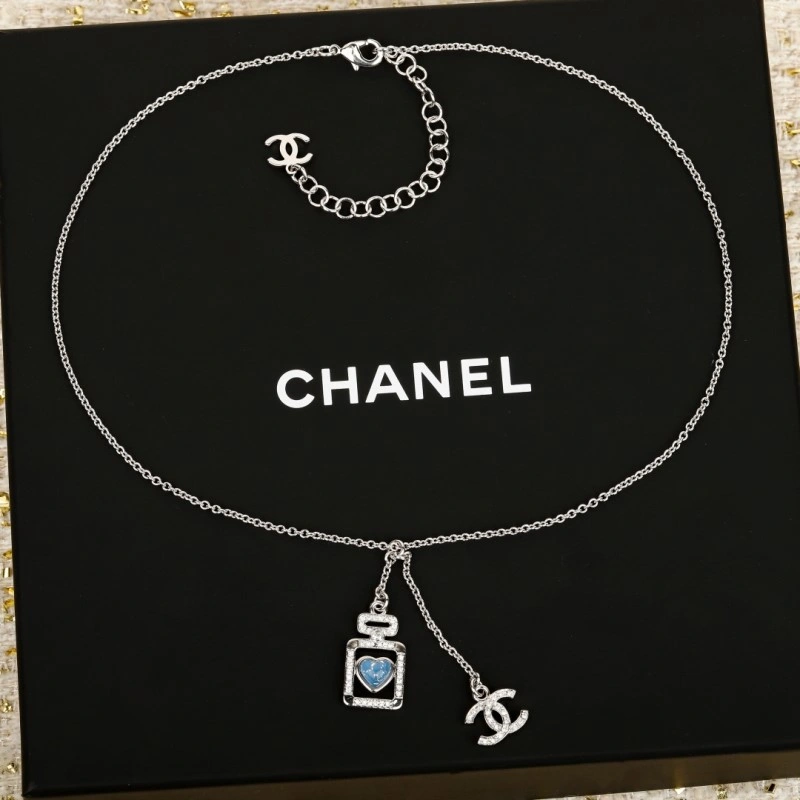 Chanel Necklaces Durable 219077