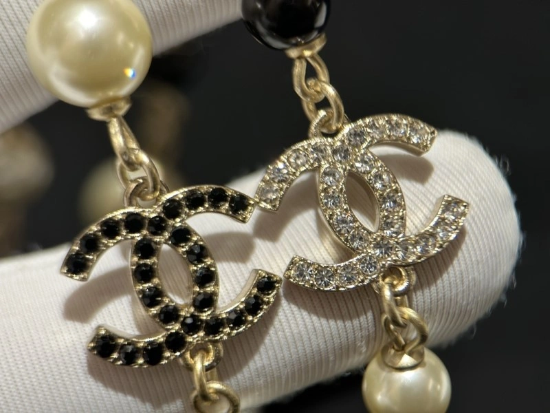 Chanel Necklaces ModernLook 219080
