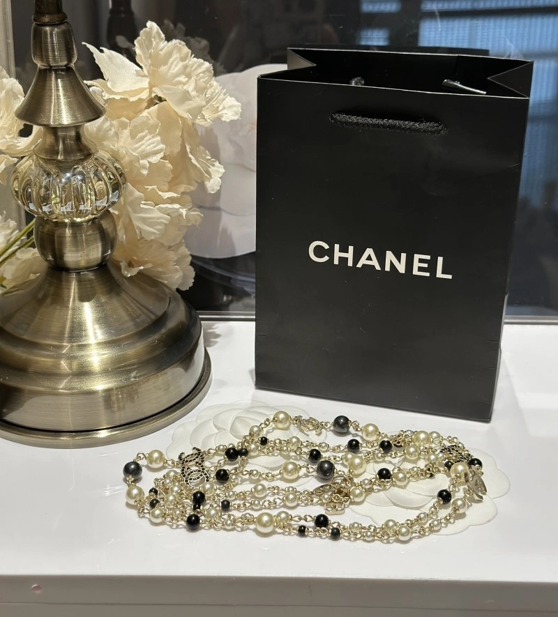 Chanel Necklaces ModernLook 219080