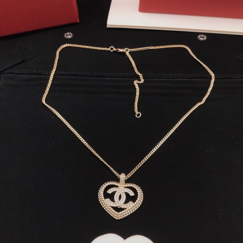 Chanel Necklaces Practical 219073