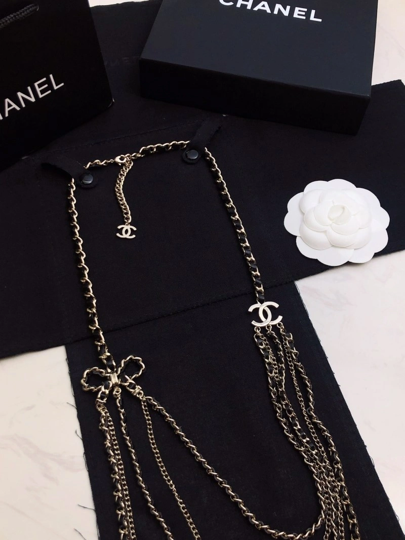 Sophisticated Chanel Necklaces 219057