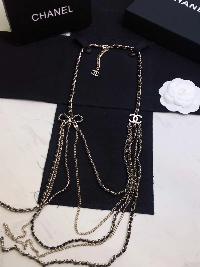Sophisticated Chanel Necklaces 219057