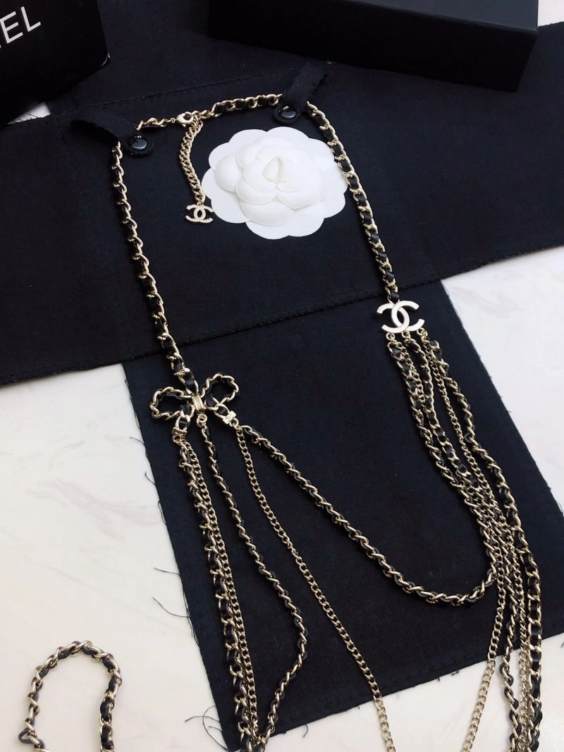 Sophisticated Chanel Necklaces 219057