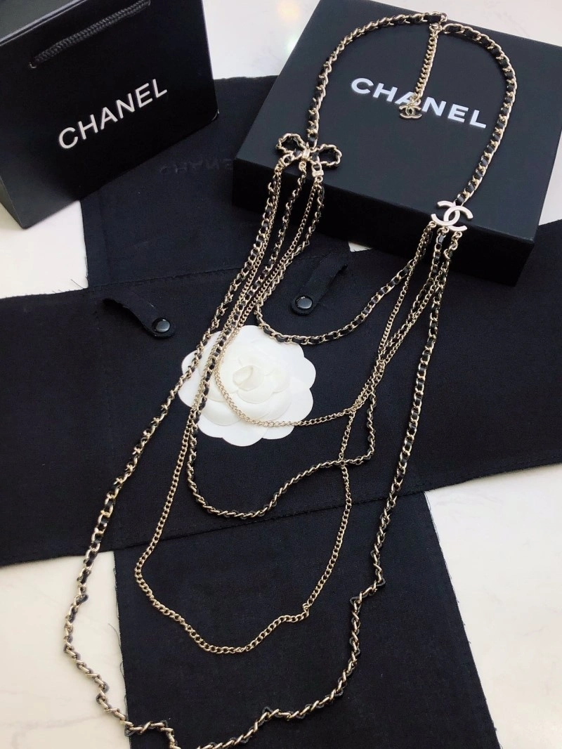 Sophisticated Chanel Necklaces 219057
