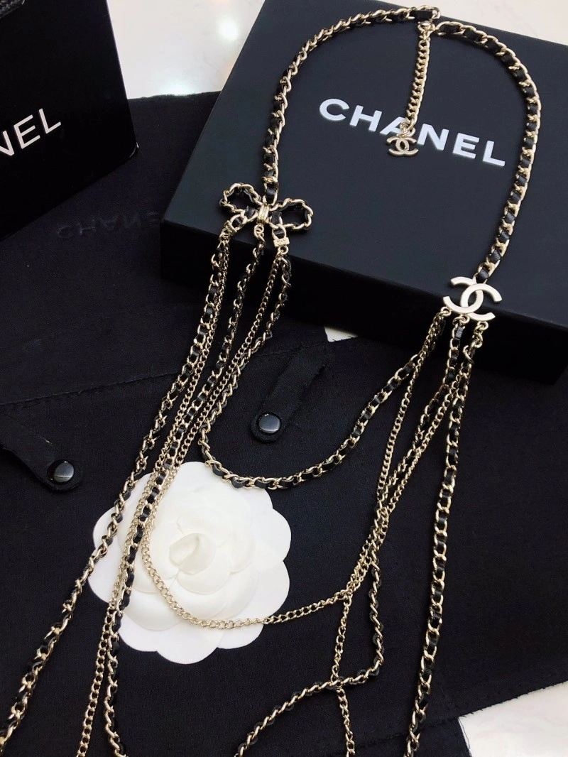 Sophisticated Chanel Necklaces 219057