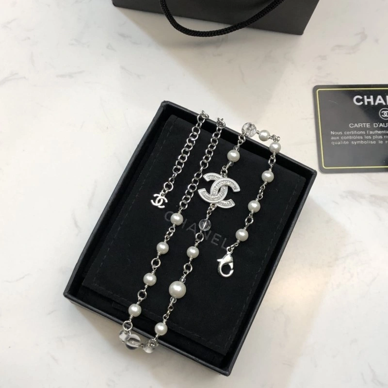 Supportive Chanel Necklaces 219056