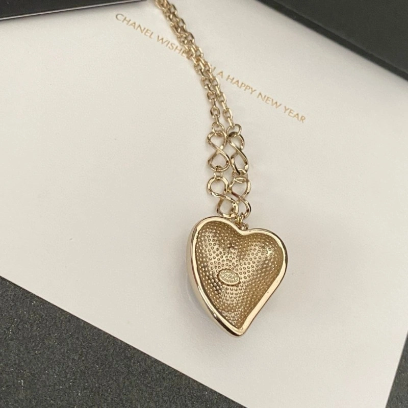 Chanel Necklaces Packable 219050