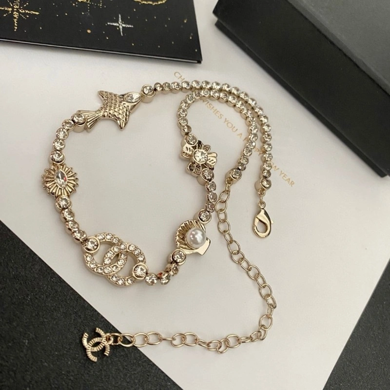Supportive Chanel Necklaces 219054
