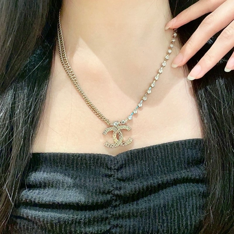 Chanel Necklaces Premium 219049