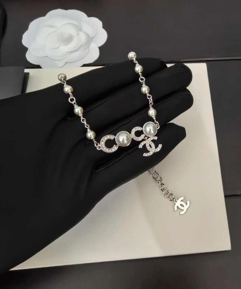Chanel Necklaces Bright 219058