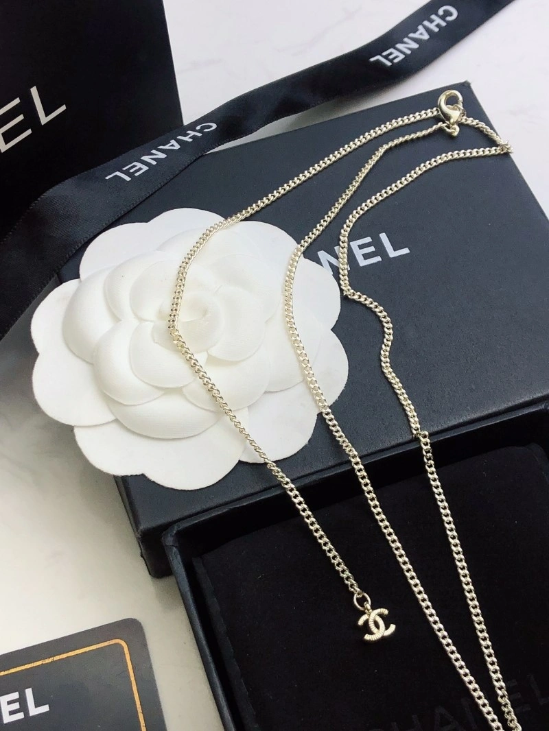 EyeCatching Chanel Necklaces 219019