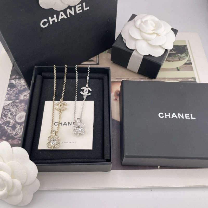 Tailored Chanel Necklaces 219016