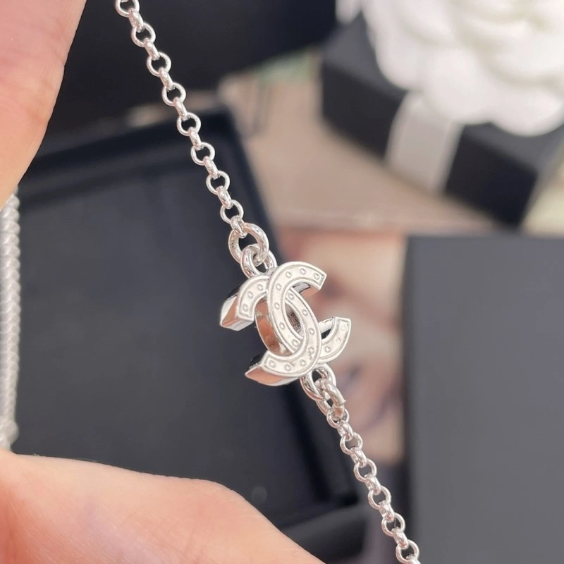 Tailored Chanel Necklaces 219016