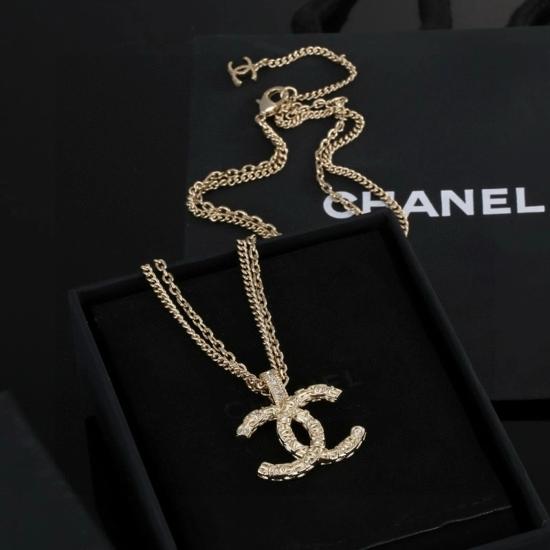 Chanel Necklaces Fashionable 219011