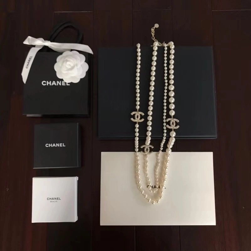 Chanel Necklaces Resilient 219000
