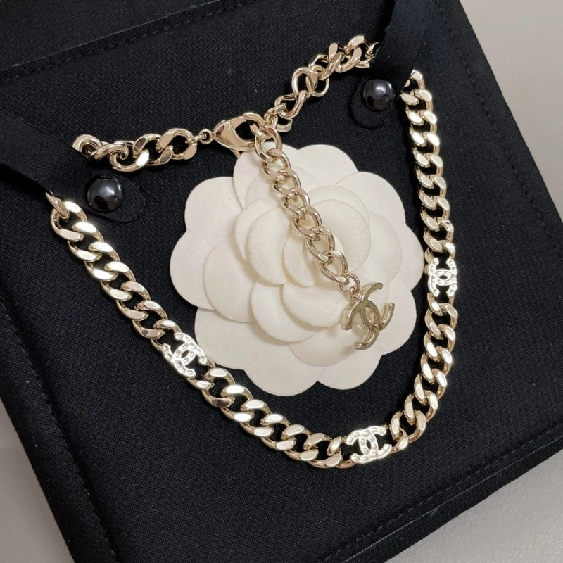 Chanel Necklaces SmoothTexture 219079