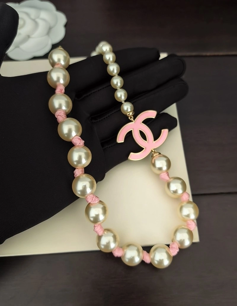 Chanel Necklaces Breathable 218984