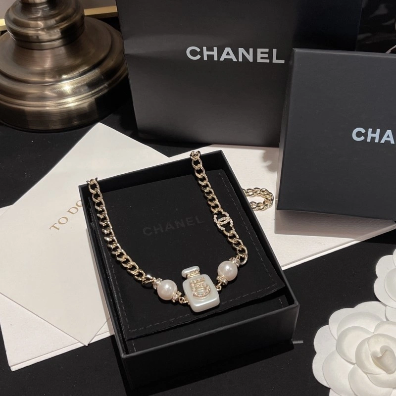 Chanel Necklaces Sustainable 218979
