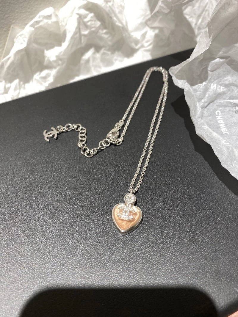 MoistureWicking Chanel Necklaces 218978