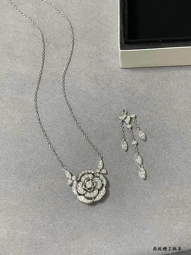 Chanel Necklaces AllSeason 218956