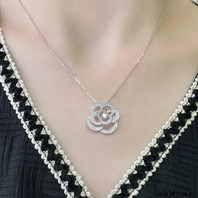 Original Chanel Necklaces 218973