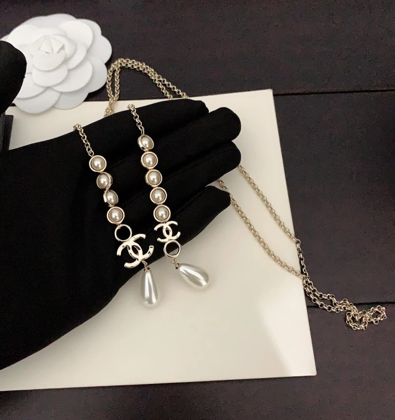 Chanel Necklaces Versatile 218948