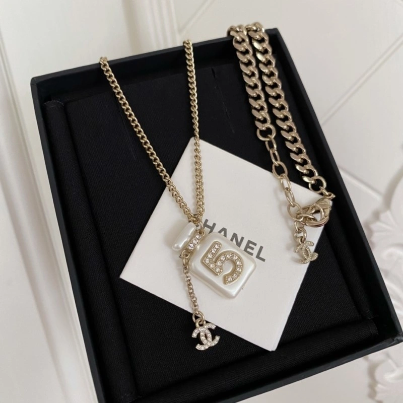 SoftTouch Chanel Necklaces 218922