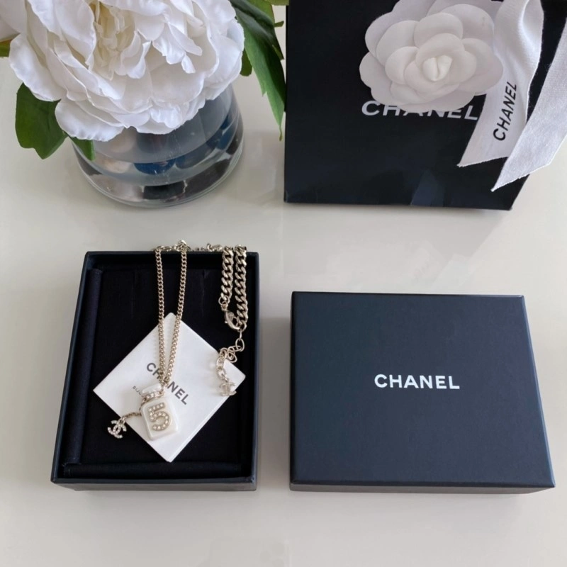 SoftTouch Chanel Necklaces 218922