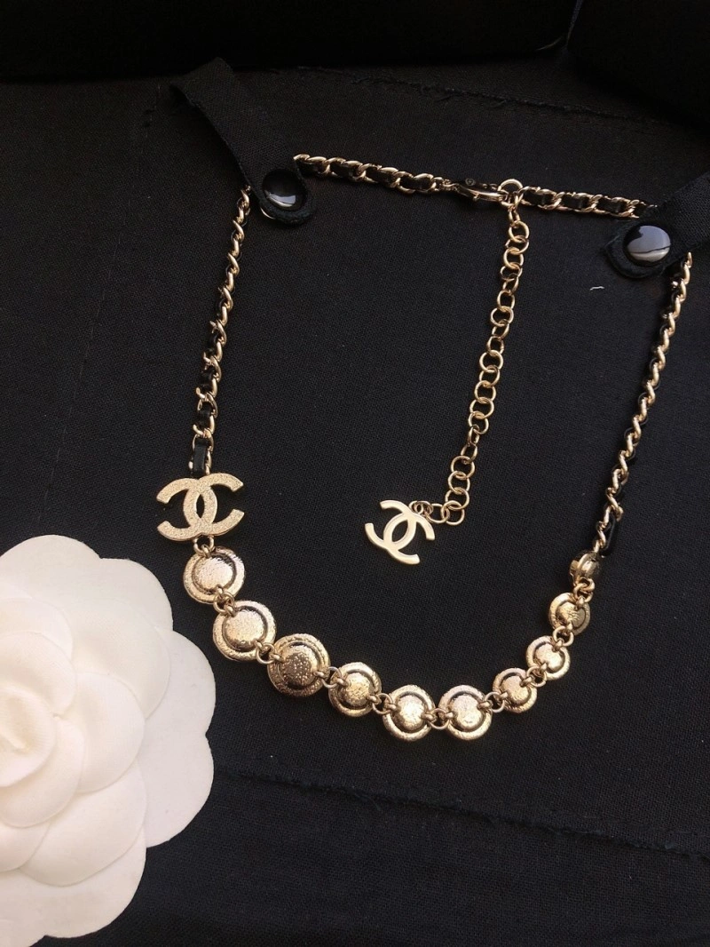 Snug Chanel Necklaces 218919