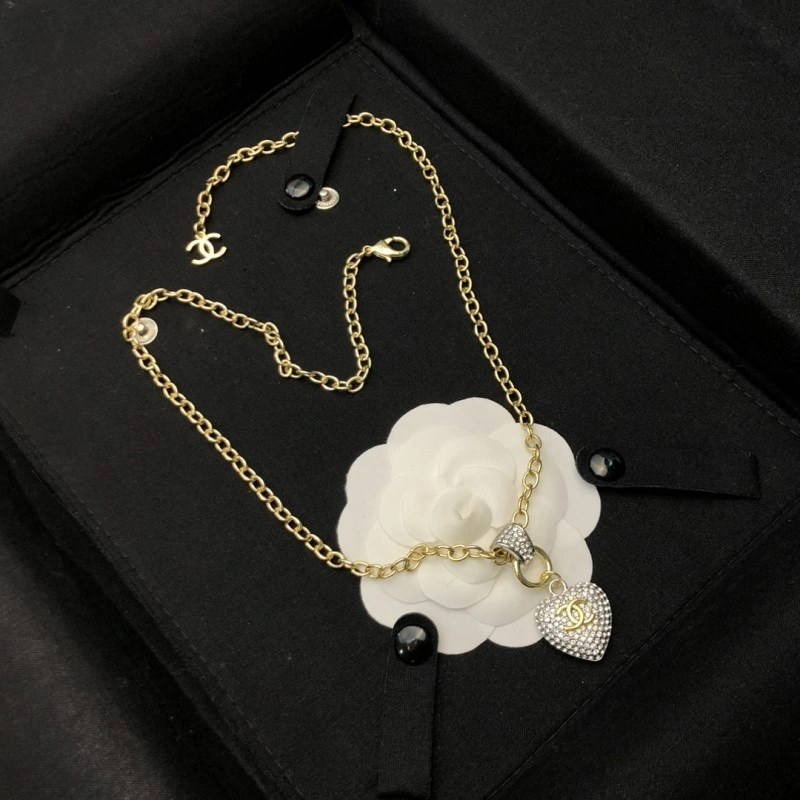 Colorful Chanel Necklaces 218940