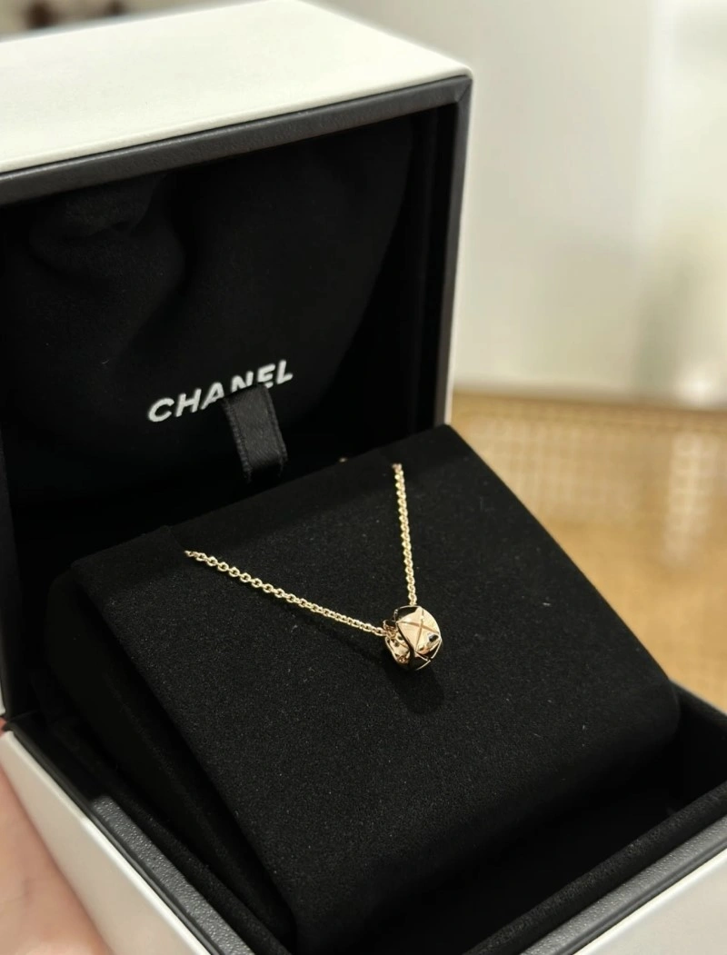 TravelReady Chanel Necklaces 218915