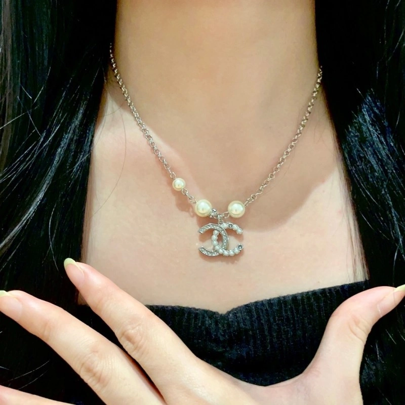 Chanel Necklaces Snug 218929
