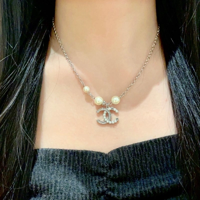 Chanel Necklaces Snug 218929