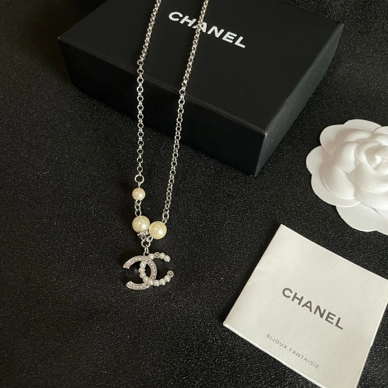 Chanel Necklaces Snug 218929