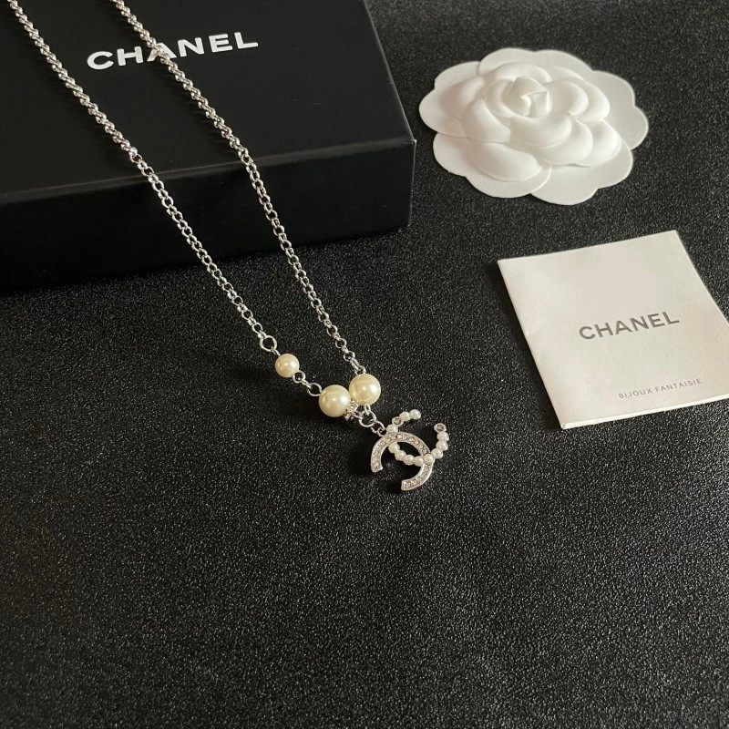 Chanel Necklaces Snug 218929