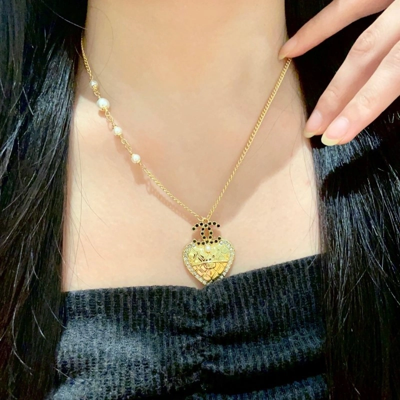 Chanel Necklaces HighQuality 218908