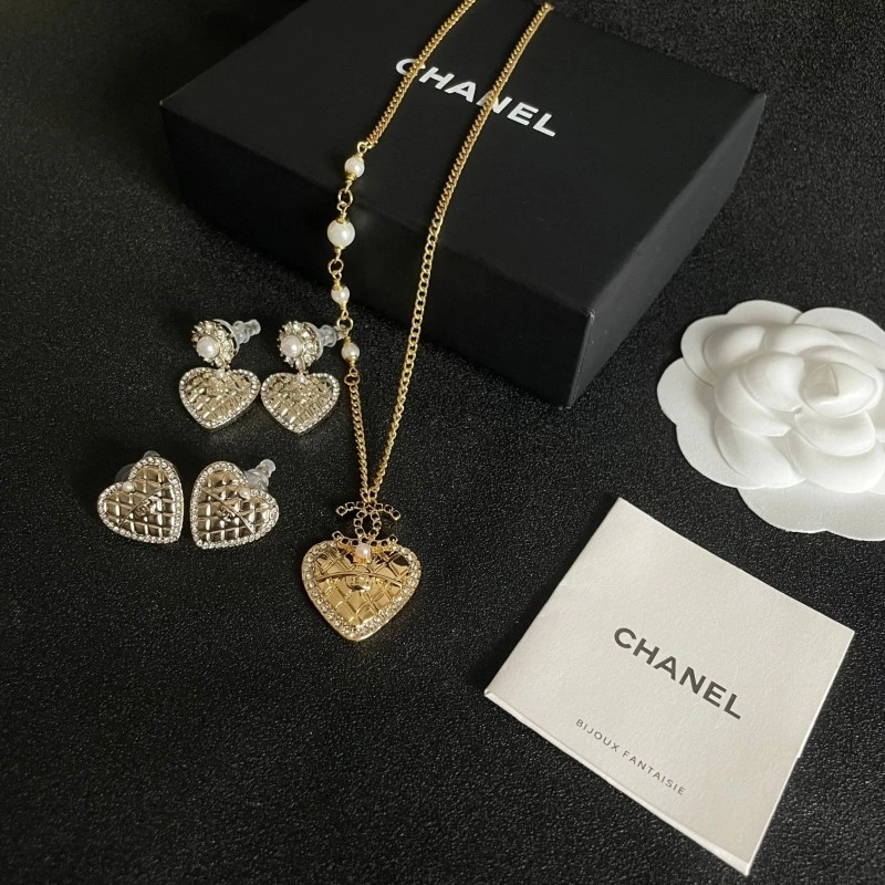 Chanel Necklaces HighQuality 218908