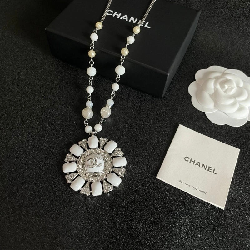MoistureWicking Chanel Necklaces 218898