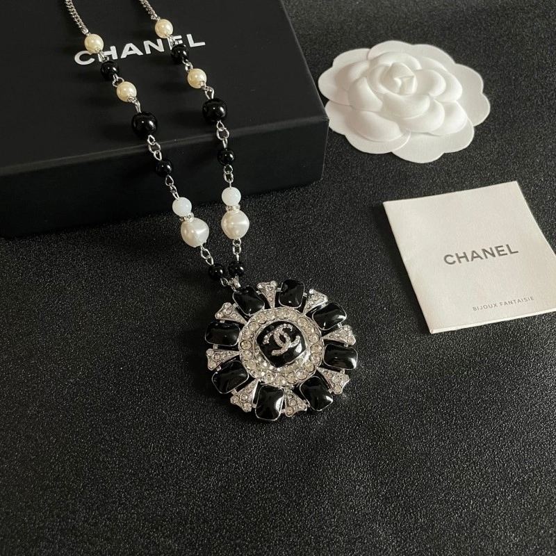 Lightweight Chanel Necklaces 218917