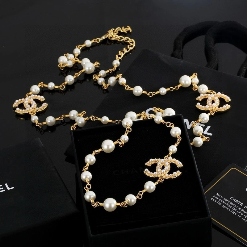 Bold Chanel Necklaces 218972