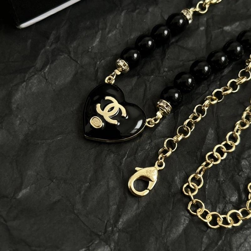 Chanel Necklaces Bright 218906