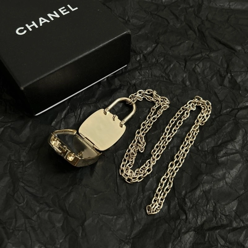 WellDesigned Chanel Necklaces 218903