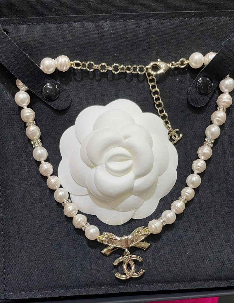 Casual Chanel Necklaces 218886