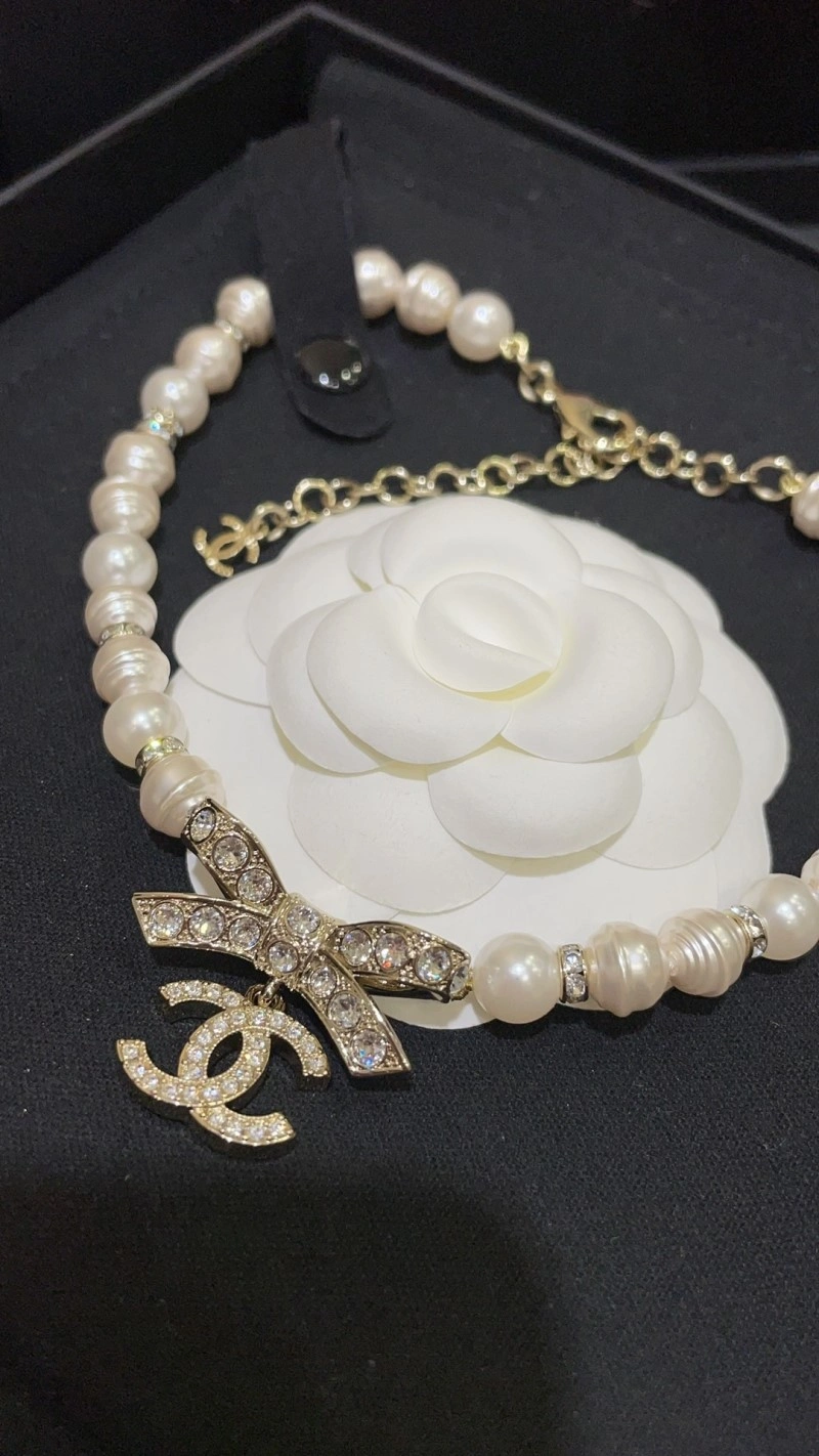 Casual Chanel Necklaces 218886