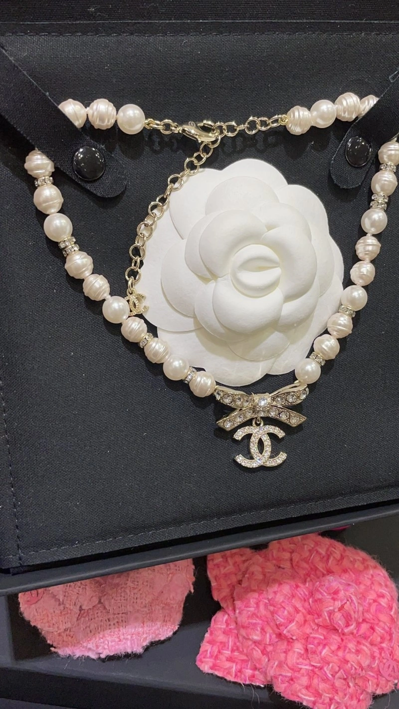 Casual Chanel Necklaces 218886