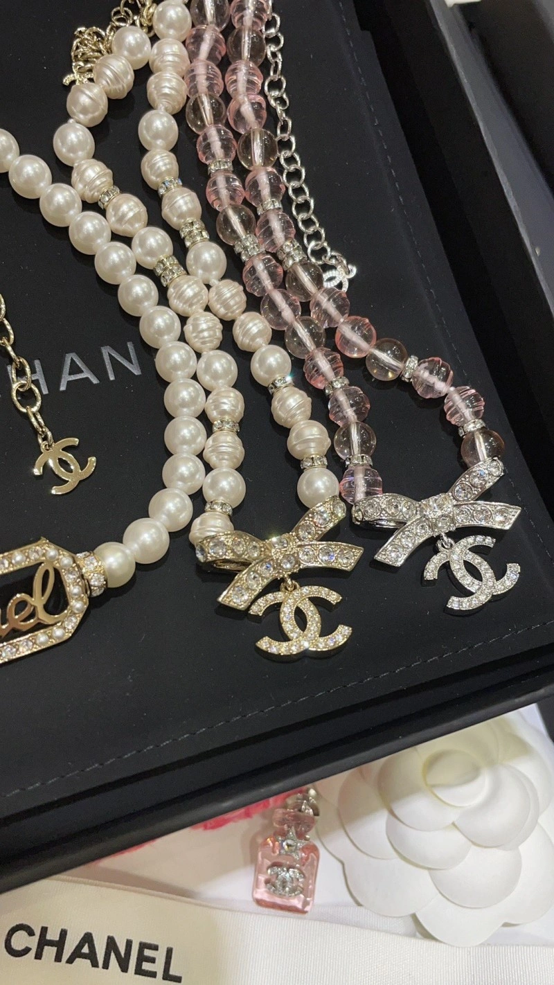 Casual Chanel Necklaces 218886