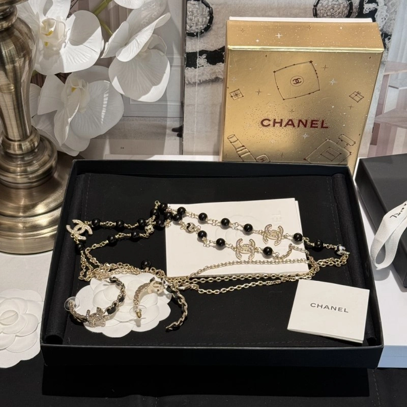 Bold Chanel Necklaces 218888